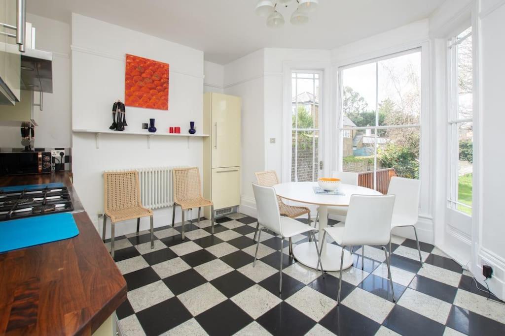Stunning Large Victorian Maisonette With Sea View Deal Exteriör bild
