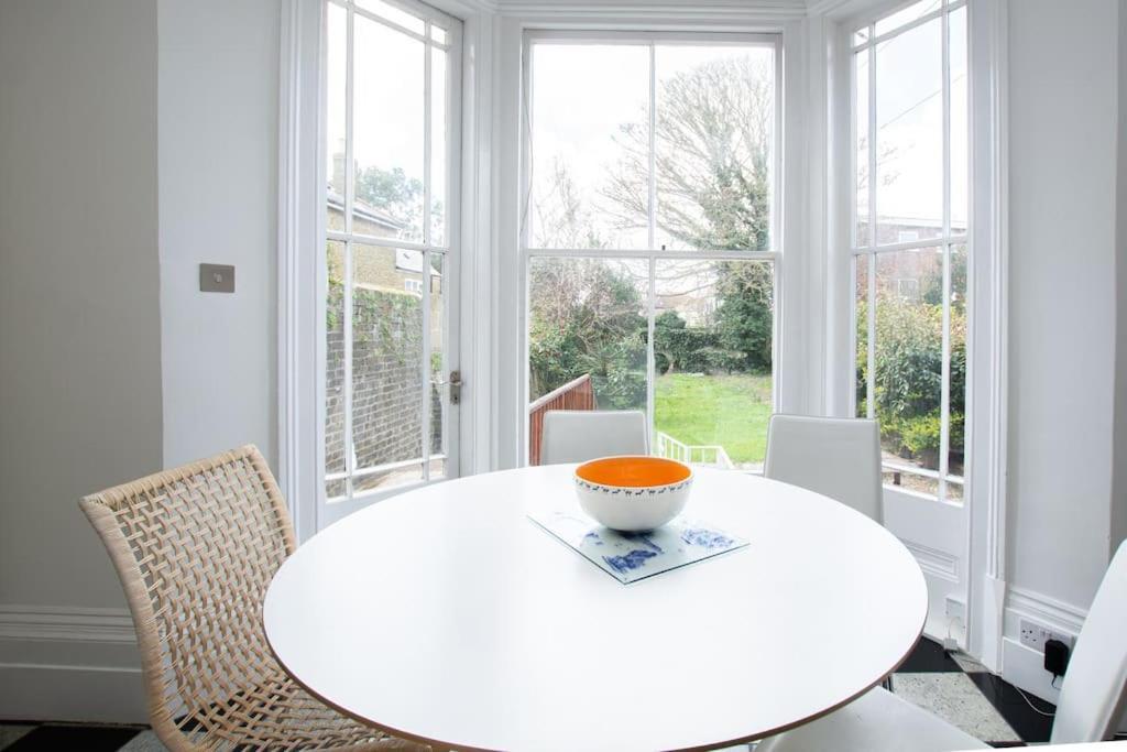 Stunning Large Victorian Maisonette With Sea View Deal Exteriör bild
